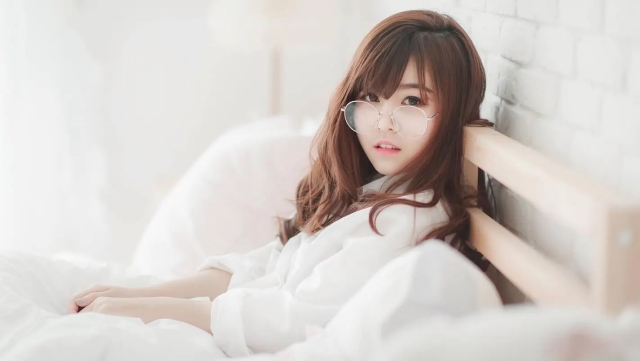 开元官网室内运动女健身衣